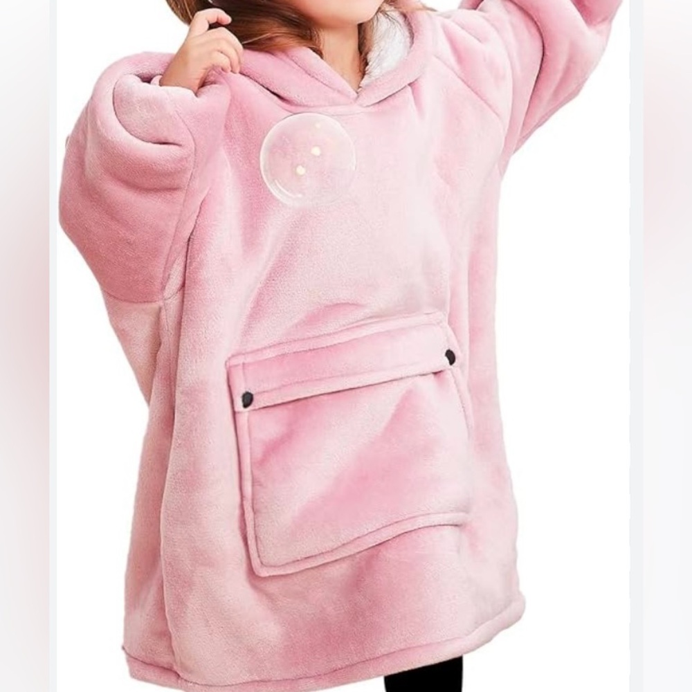 NEW KFUBUO Wearsble blanket hoodie. Size 2-6T